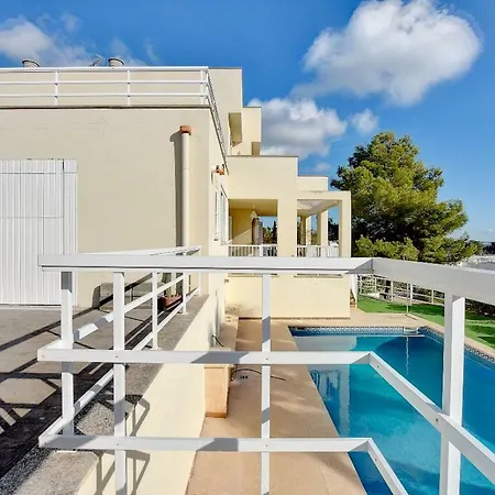 Holiday home Ulises 5 *